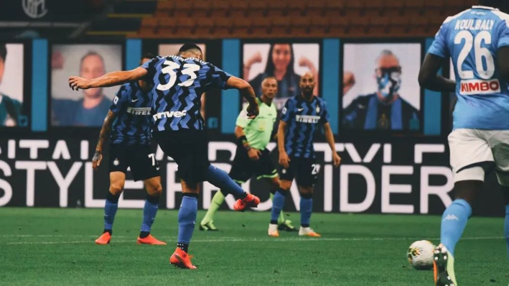  国米传奇马特拉齐现身教练席，临时指导防守  