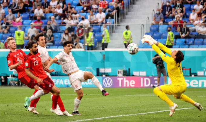  国米门神索默多次神扑，零封尤文创队史纪录  